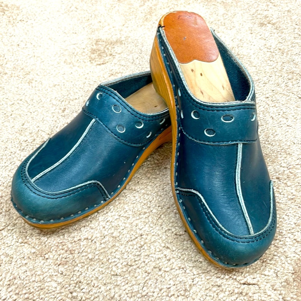 Vintage Women’s Bastad Clogs